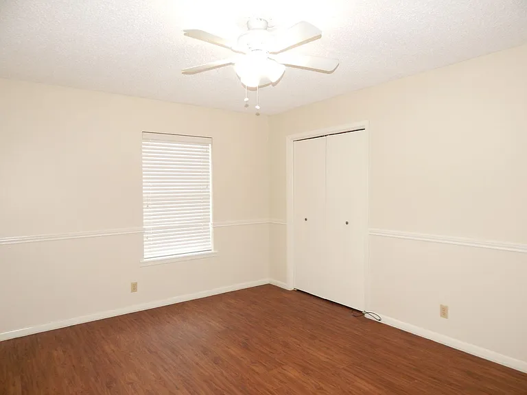 905 David Dr — Photo 29