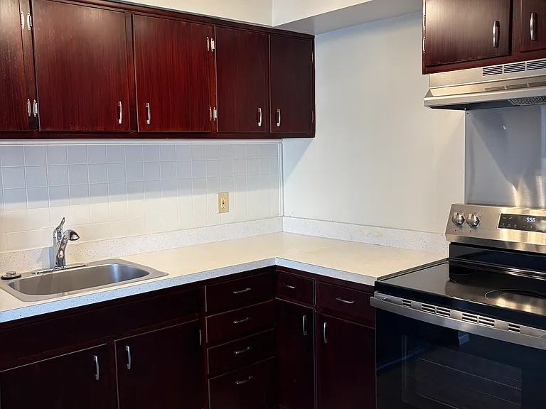 14567 Madison Ave #513 — Photo 12