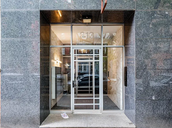 313 East 89th Street image 12 of 12