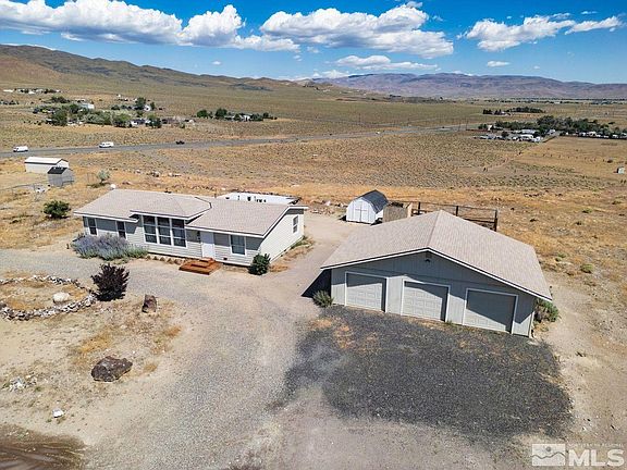 2nd image of 1350 Crest Dr