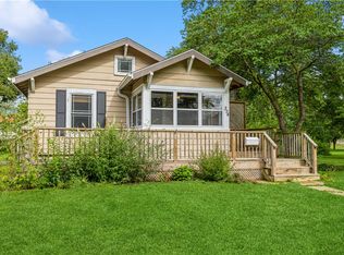 304 S Riverside Dr, Ames, IA 50010