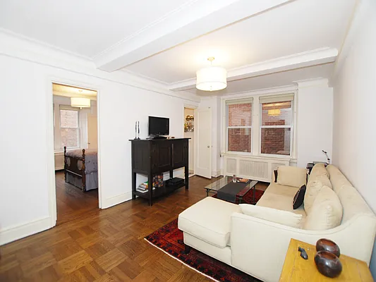 Sold by Sotheby's International Realty | media 7