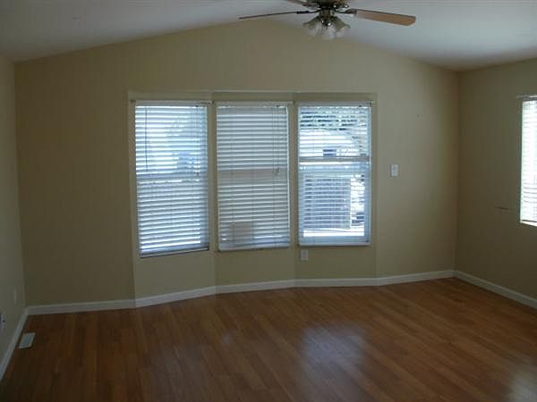2nd image of 905 Kimball Ave Space 44