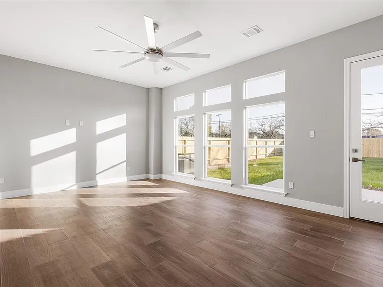 5502 Pershing St #A — Photo 11