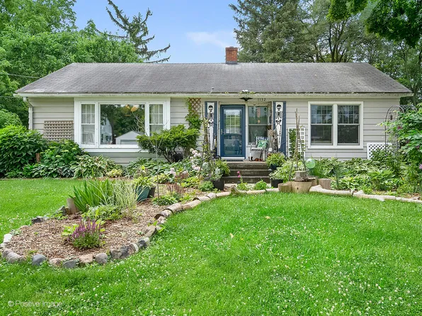 1132 Morton St, Batavia, IL 60510