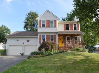 321 White Birch Dr, Waterbury, CT 06708