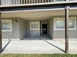 6308 Newtown Cir #8A3, Tampa, FL 33615
