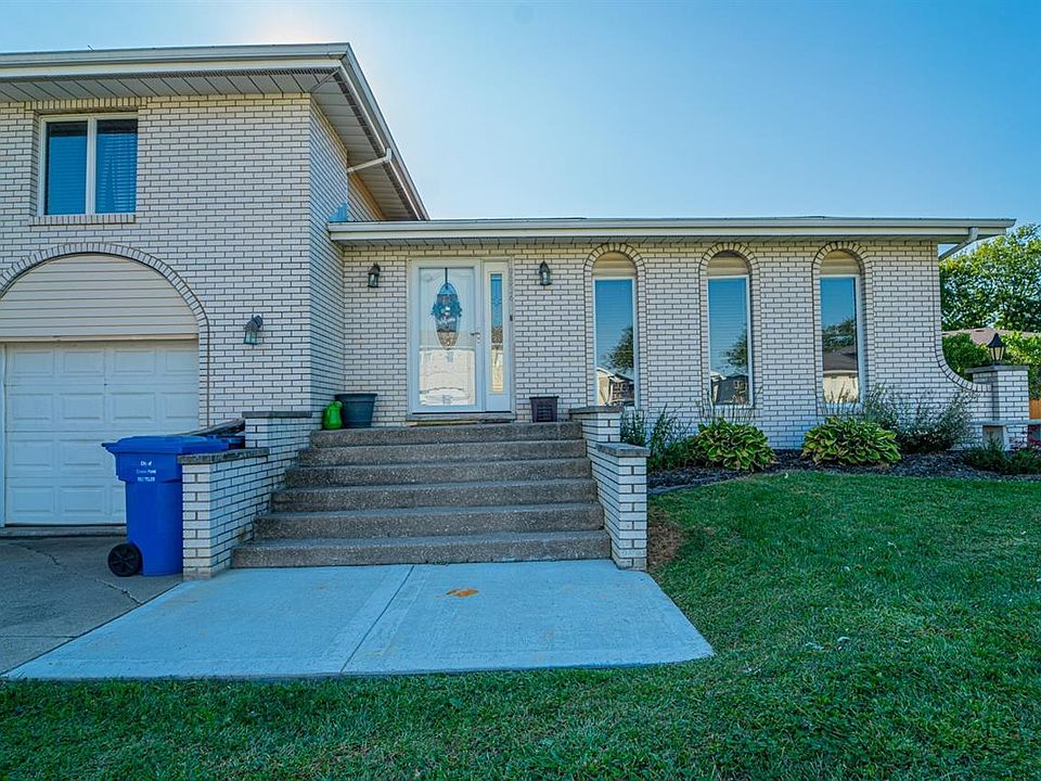1st image of 9834 Grant Pl