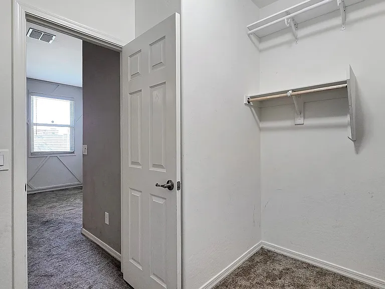 17156 W Lincoln St — Photo 27