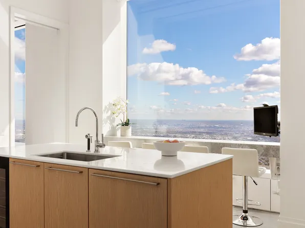 432 Park Avenue image 6 of 11