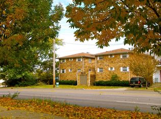 126 N Walnut St APT 6, Springfield, IL 62702