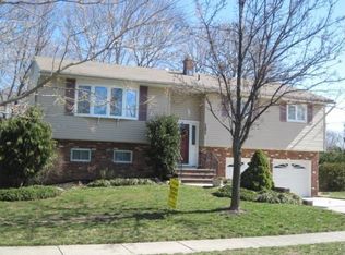 191 S Moetz Dr, Milltown, NJ 08850