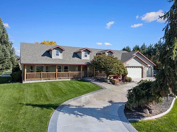 2nd image of 8118 S Slide Creek Ln