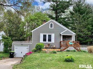 6 Fairview Ct, Jacksonville, IL 62650