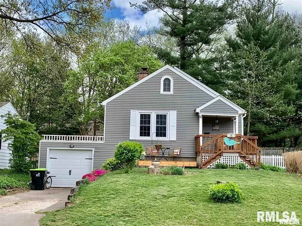 6 Fairview Ct, Jacksonville, IL 62650