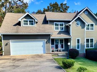 8014 Woodstone Dr, Hixson, TN 37343