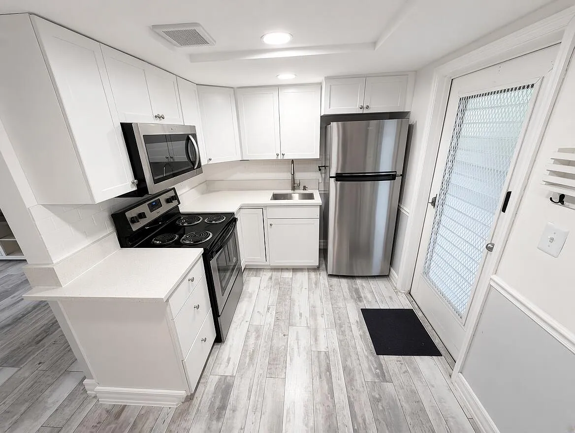 1 bed, 1.0 bath, 621 sqft, $2,200 — Photo 4