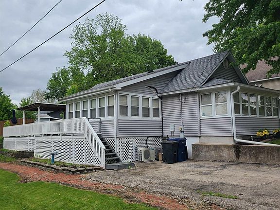 4th image of 107 Division St