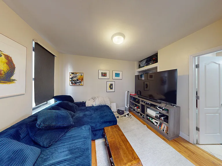 90 W 3rd St #3D — Photo 2