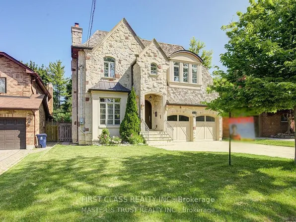 216 Parkview Ave, Toronto, ON M2N 3Y8