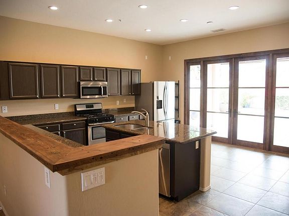 4th image of 14419 N Century Dr