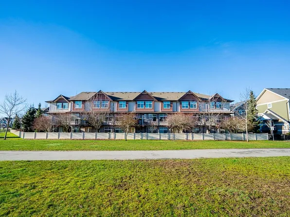 7332 194a St #28, Surrey, BC V4N 6K9