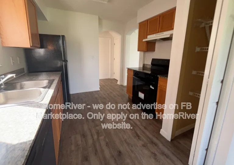 12972 Fennway Ridge Dr — Photo 3