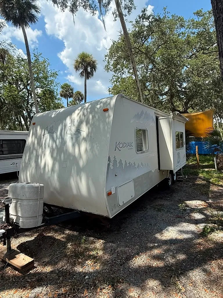 RV for Sale - 10 Minutes to the Beach - Daytona, FL - Financing Available — Photo 1
