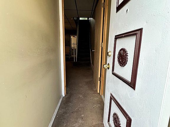 4th image of 3043 Coral St