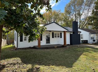 326 Spruce St, Farmington, MO 63640