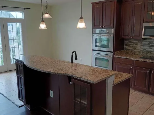 3612 Spring Hollow Ln, Frederick, MD 21704