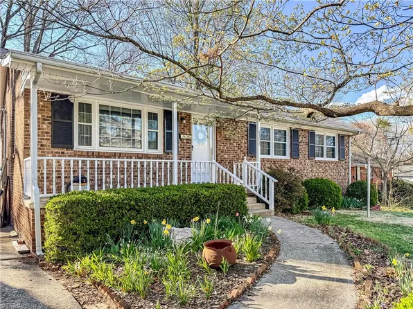 4306 Whippoorwill Dr, Greensboro, NC 27407