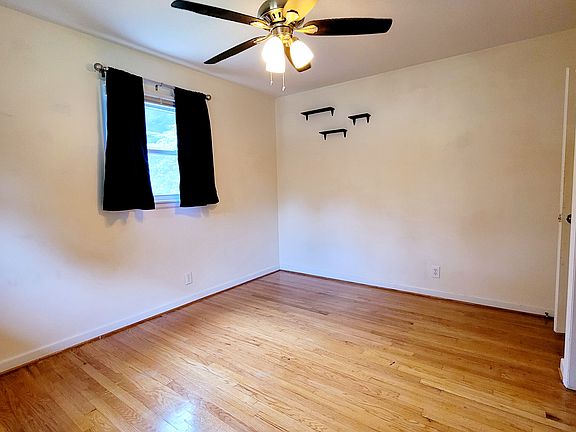 5th image of 1507 Mountainview Ave