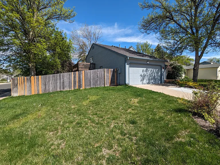 3100 Crockett St — Photo 3