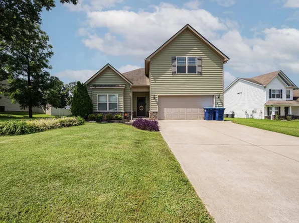 813 Silverhill Dr, Murfreesboro, TN 37129
