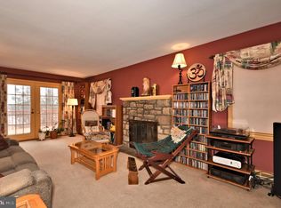 220 Walnut Ln, Ambler, PA 19002