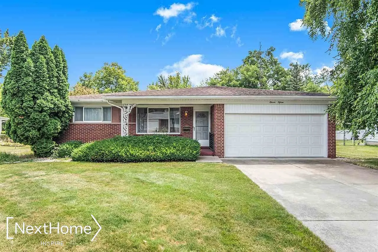 1115 Highgate Dr photo 1