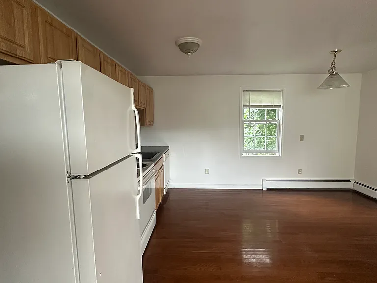 73 S Main St #3 — Photo 4
