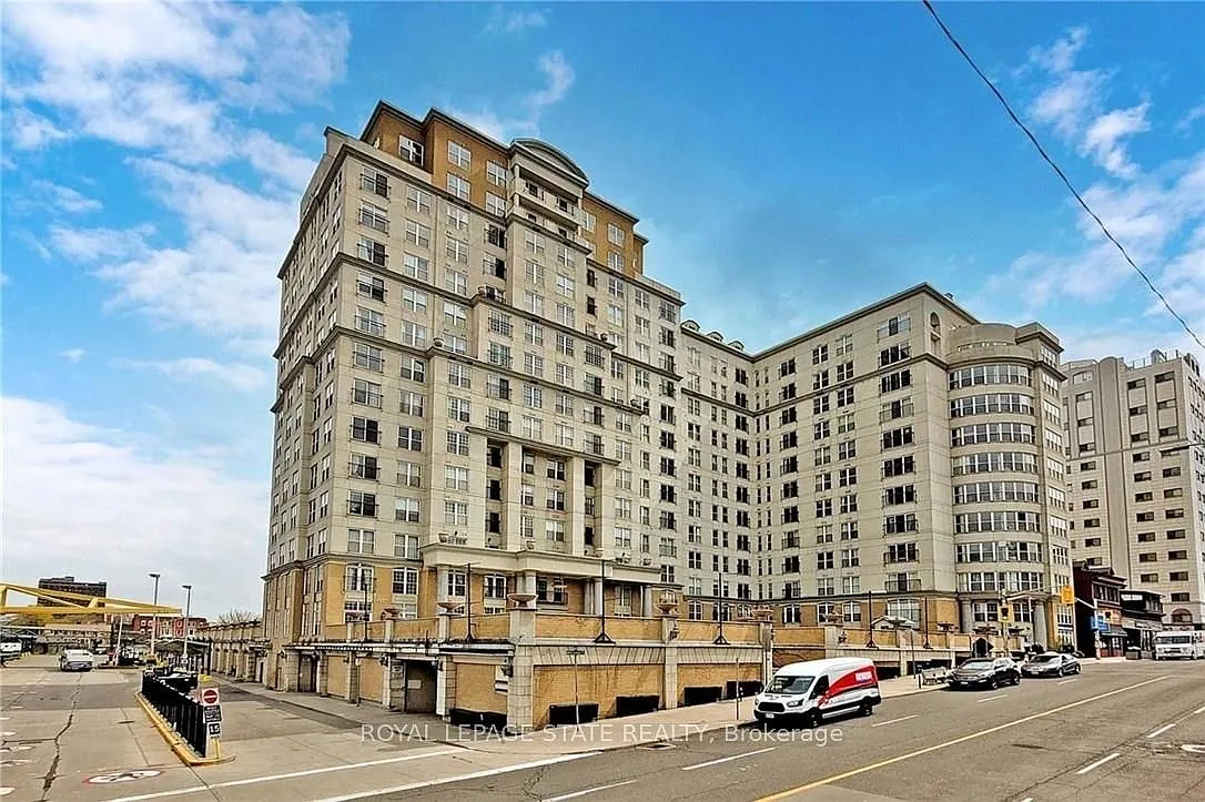 Building Photo - 135 James St S #608