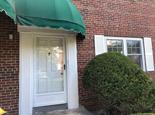 132 Emerson Gardens Rd #132, Lexington, MA 02420
