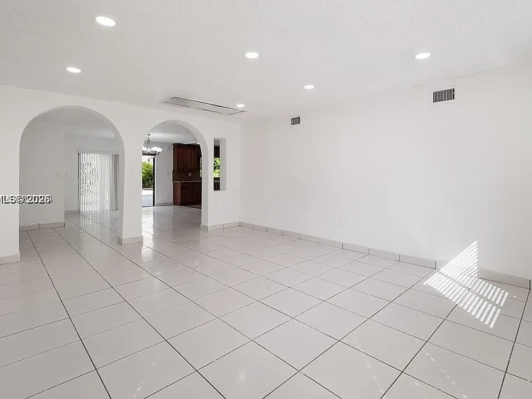 14251 SW 107th Ter — Photo 24