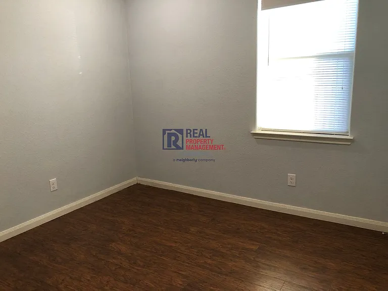 1116 Flatwater Trl — Photo 15