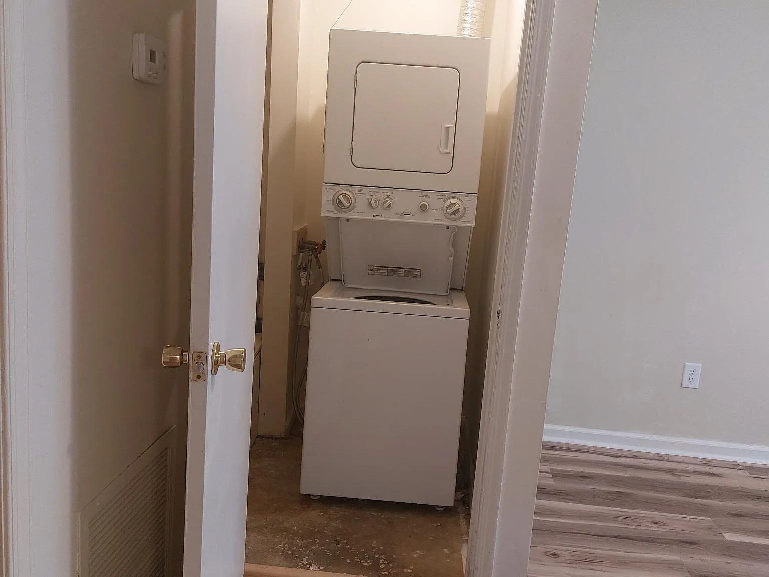 1615 Donington Ct — Photo 3