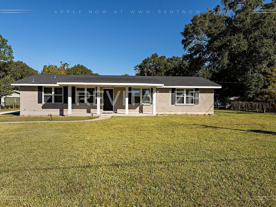 1st image of 6424 Shady Ln