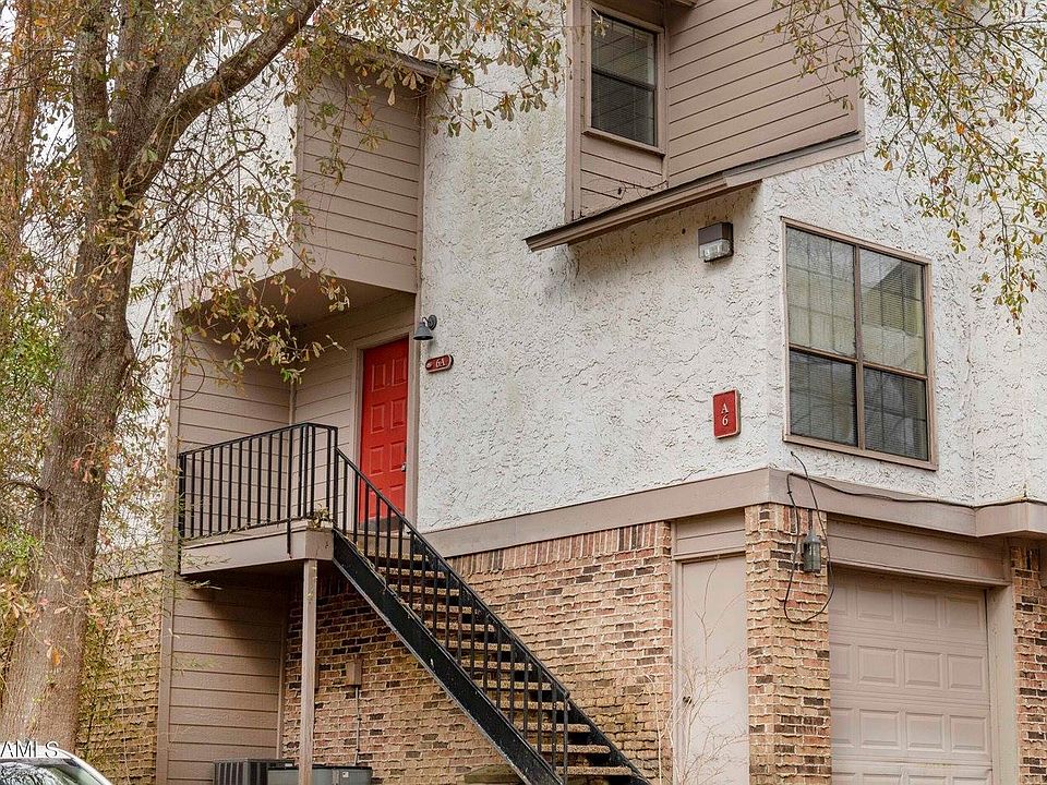 1st image of 1400 E Bayou Pkwy APT 6A