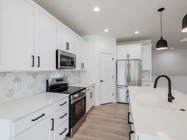 4917 Spire St — Photo 8