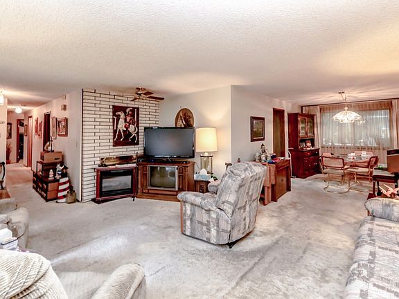 4th image of 3607 108th St NW
