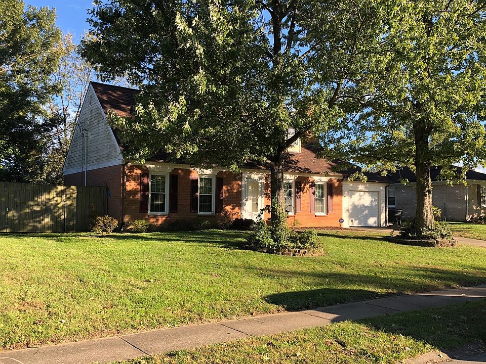 2nd image of 325 Courchelle Dr