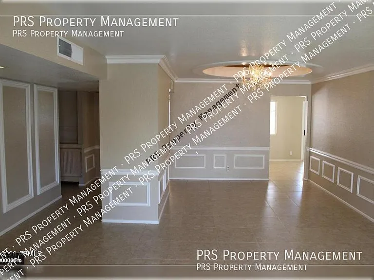 1517 E Gemini Dr — Photo 3