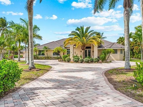 4th image of 15595 Chandelle Pl